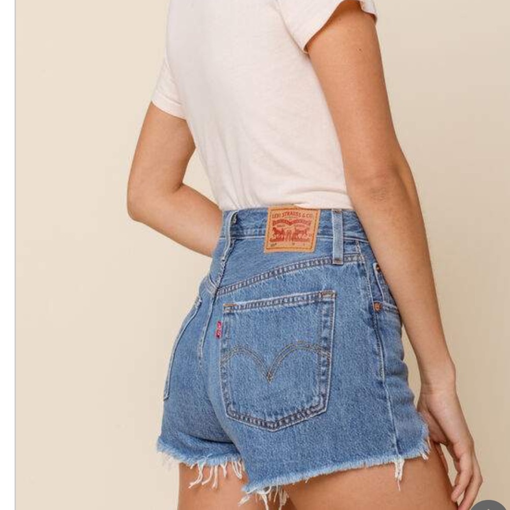 Levi’s 550 denim shorts